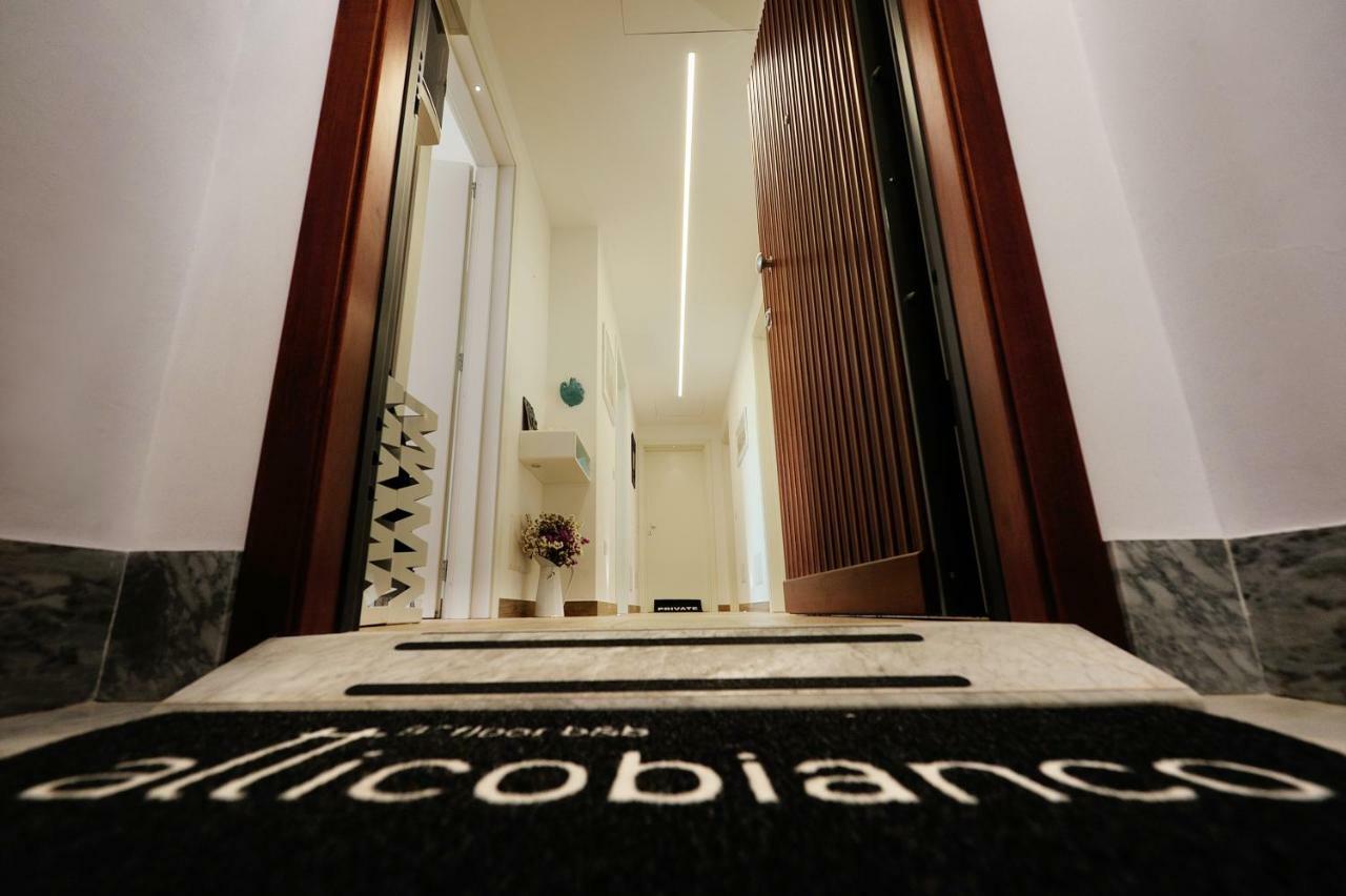 Atticobianco B&B 칼리아리 외부 사진